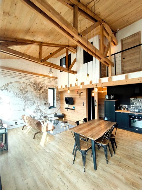 Living room, Seating area, Dining area