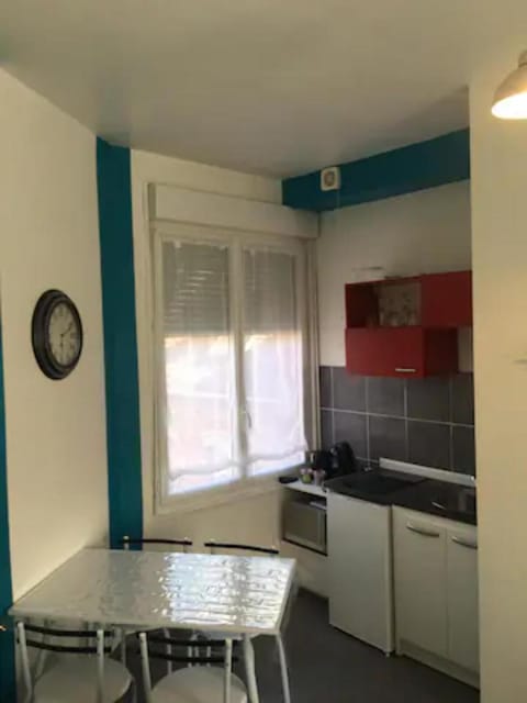 Studio 2 Apartment in Valenciennes