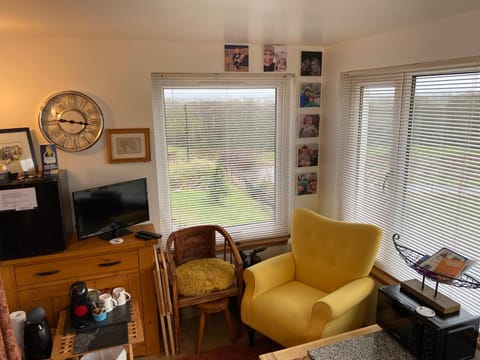 Jacquie's B&B -Dumfries-Room with a view Bed and Breakfast in England