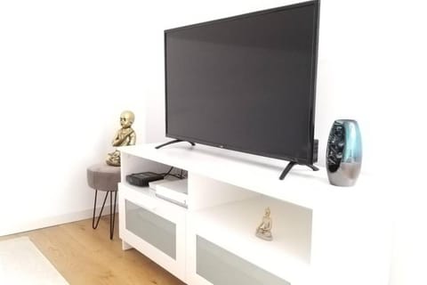 GRAND CONFORT, Appartement Osny Apartment in Pontoise