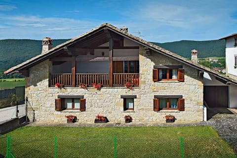 Property building, Facade/entrance, Natural landscape, Mountain view