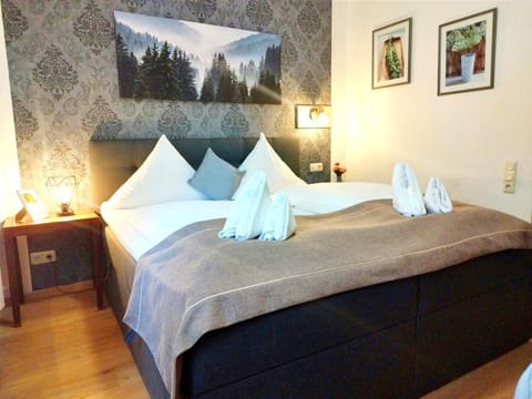 Bed, Photo of the whole room