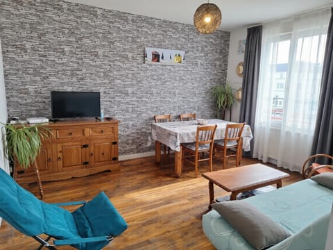 TV and multimedia, Meals, Dinner, internet