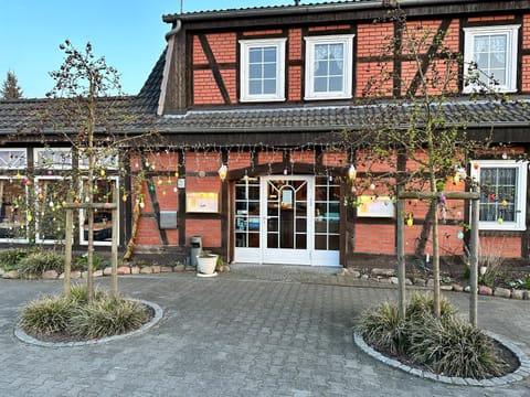 Property building, Facade/entrance, Spring, Day, Garden, Garden view
