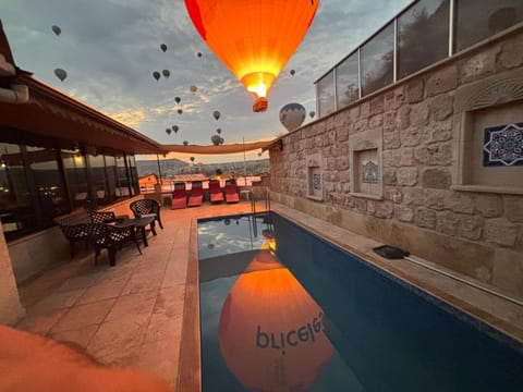 Pool view, Swimming pool