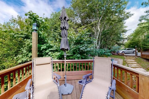 La Shika Chalet House in Beech Mountain