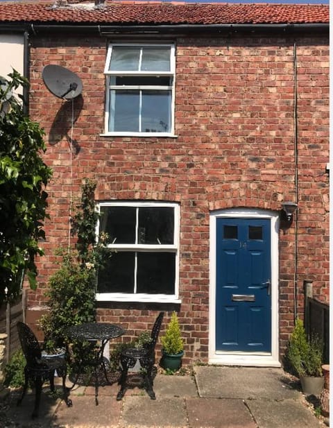 Attractive 2 bed cottage in Hempton Fakenham House in North Norfolk District