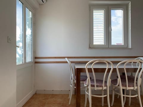 Facade/entrance, Seating area