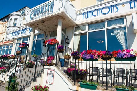 Property building, Patio, Patio, Facade/entrance, Property logo or sign, Summer, On site, Sea view, Street view