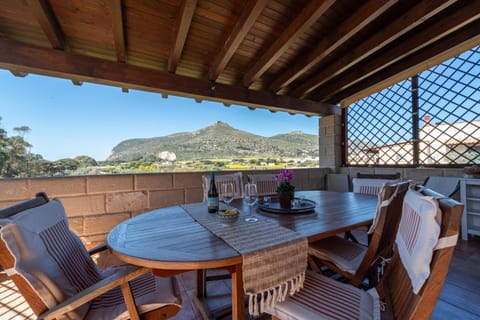 Natural landscape, View (from property/room), Balcony/Terrace