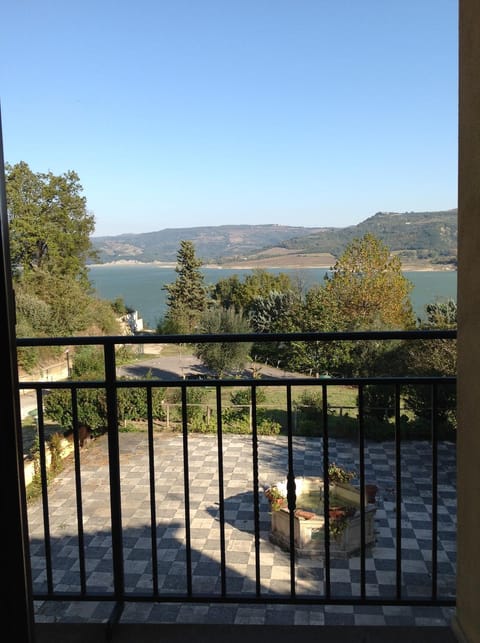Balcony/Terrace, Lake view, River view