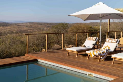 Natural landscape, Mountain view, Pool view, Swimming pool, sunbed