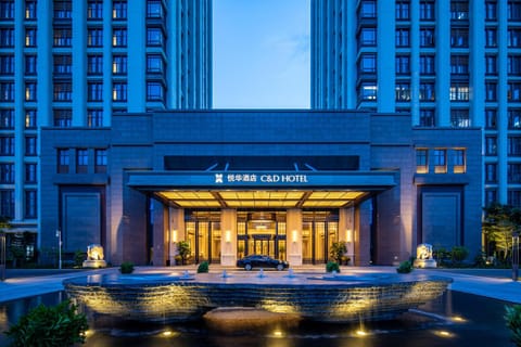 Facade/entrance, Off site
