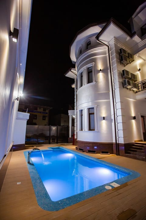 Pool view, Swimming pool