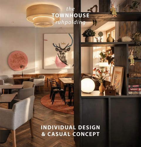 Communal lounge/ TV room, Lounge or bar, Evening entertainment, Entertainment