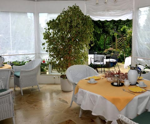 Hotel Ebnet Garni Bed and Breakfast in Lindau