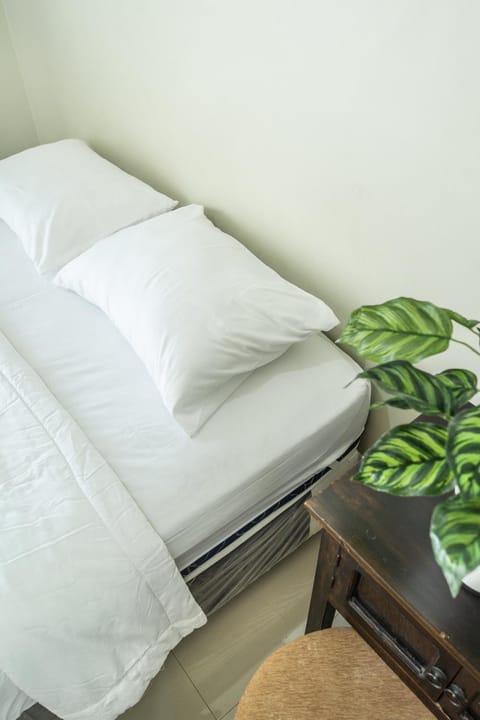 Gumitish Guest House Singaraja Bed and Breakfast in Buleleng