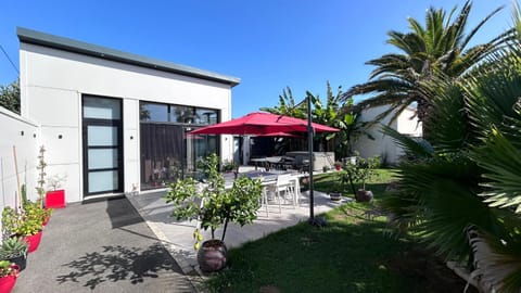 Maison de 102m² sur terrain clos terrasse Jacuzzi House in Brittany