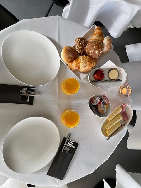 Restaurant/places to eat, Food and drinks, Food, Breakfast