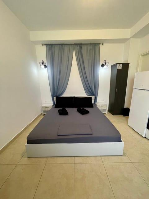 SUMMER ESCAPE studios House in Paros, Greece