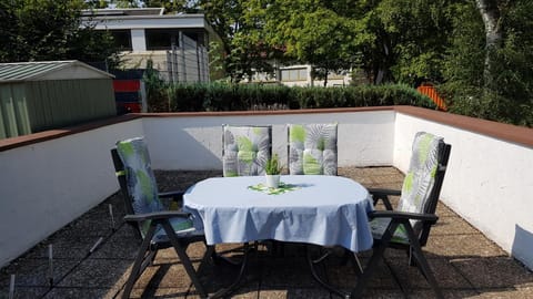 Rentrisch am Waldrand Apartment in Saarbrücken