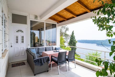 Villa Green Panorama Apartment in Dubrovnik