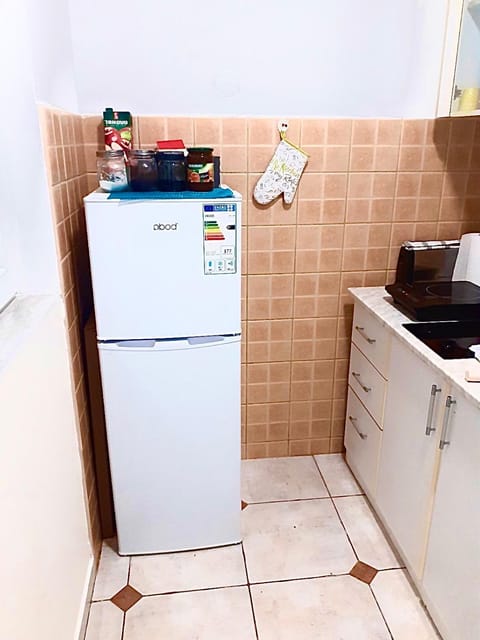 Staff, Spring, Off site, Day, Night, People, Winter, Summer, Kitchen or kitchenette, Other, Other, Other, Photo of the whole room, Decorative detail, Decorative detail, Autumn, On site, Guests, Seasons, Time of day, Location, Sunrise, Sunset, children, young children, older children, group of guests, Family