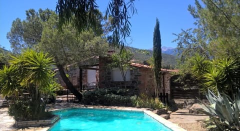 Property building, Day, Natural landscape, Summer, Garden, On site, Garden view, Garden view, Mountain view, Mountain view, Pool view, Pool view, Swimming pool