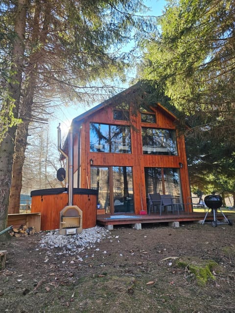 Property building, Natural landscape, Garden