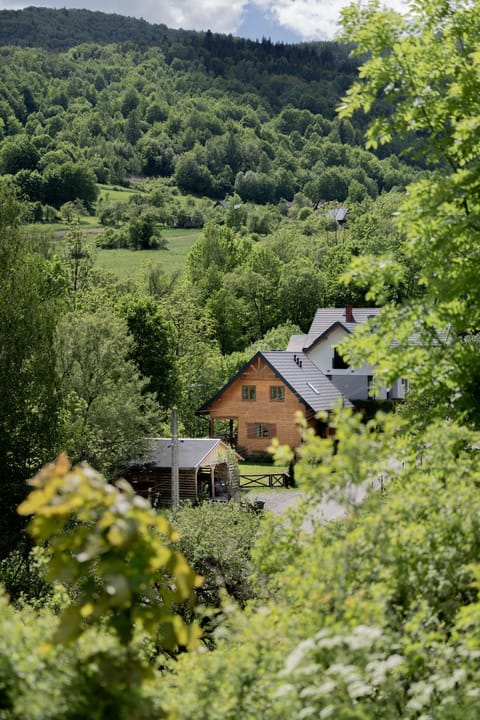 Property building, Off site, Neighbourhood, View (from property/room), Mountain view, Location, Parking