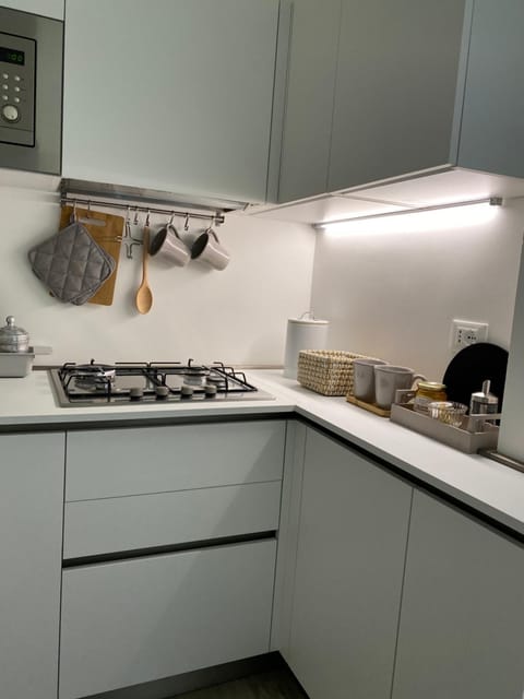 Kitchen or kitchenette, Food and drinks, Communal kitchen, Food