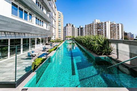 Day, Swimming pool, sunbed