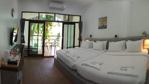Island Dive Club Hotel in Ko Tao