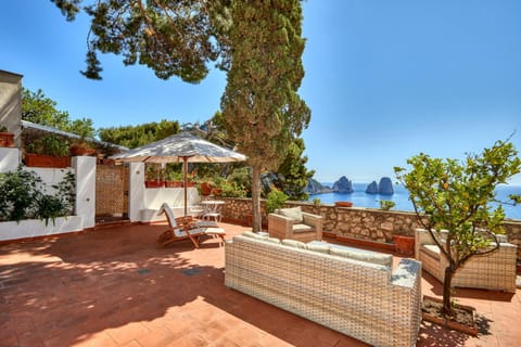 Balcony/Terrace, Landmark view