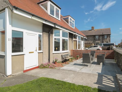 Hazonleigh House in Seahouses