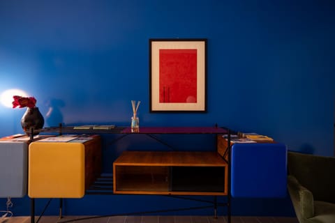 Communal lounge/ TV room, Lobby or reception