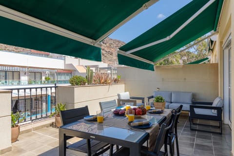 Patio, Balcony/Terrace