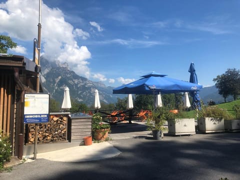 Spring, Balcony/Terrace, Mountain view