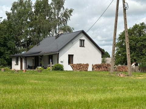 Property building, Day, Natural landscape, Garden, Garden view
