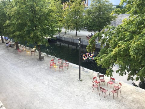 Nearby landmark, Restaurant/places to eat