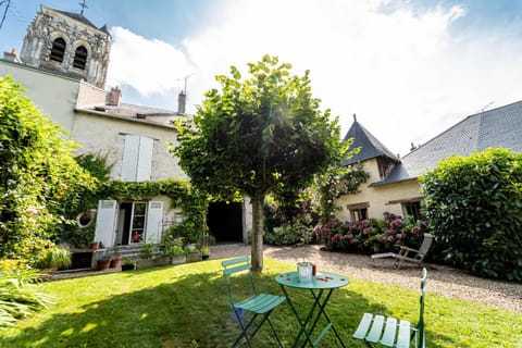 Property building, Garden, Garden view
