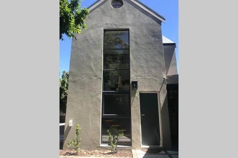 Comfortable Room with Large en suite Bathroom Apartment in Franschhoek