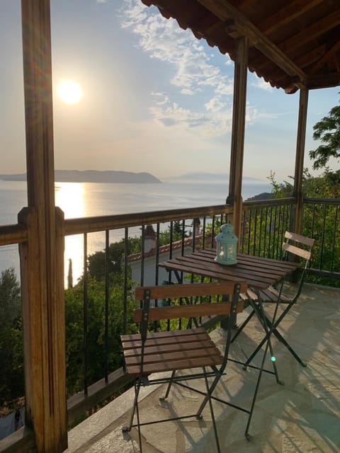 Natural landscape, Summer, Balcony/Terrace, On site, Garden view, Sea view
