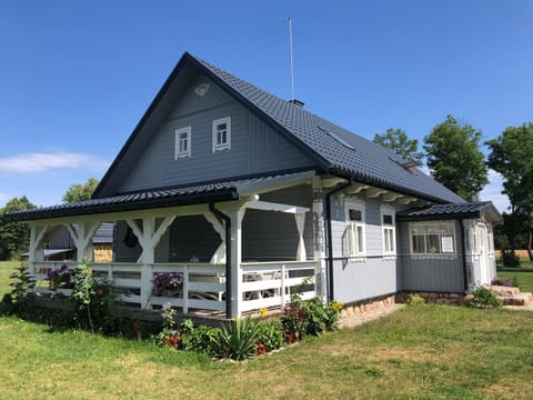 Property building, Spring, Garden
