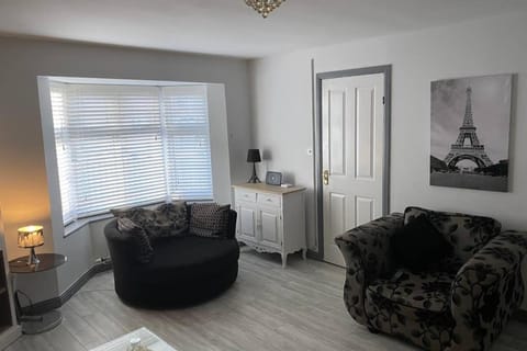 Seaview House House in Scotland