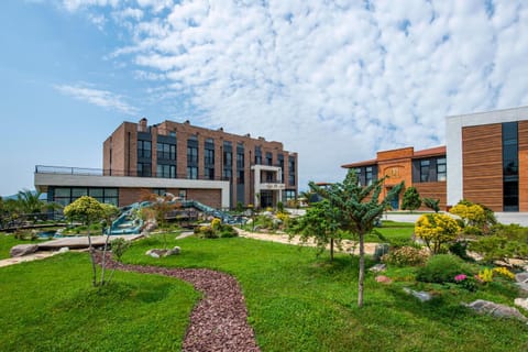 Garden, Garden view, Area and facilities