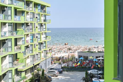 Restaurant/places to eat, Neighbourhood, Children play ground, Snorkeling, Beach, Windsurfing, Sea view