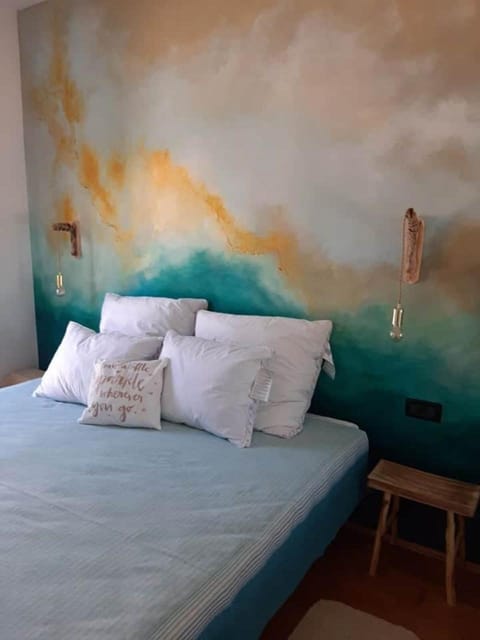 Bed, Decorative detail