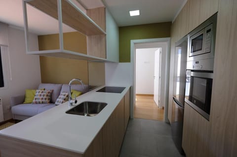 Kitchen or kitchenette, minibar, pet friendly, stove