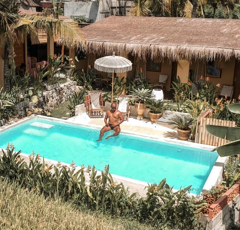 Garden, Swimming pool, Swimming pool